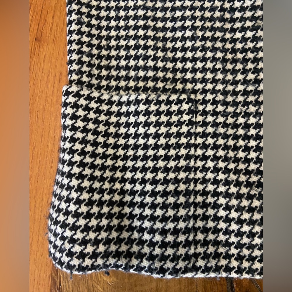 Ellen Tracy Black/Ivory Blend Houndstooth Wool/Cashmere Open Front Blazer, Sz 6 - Picture 4 of 10